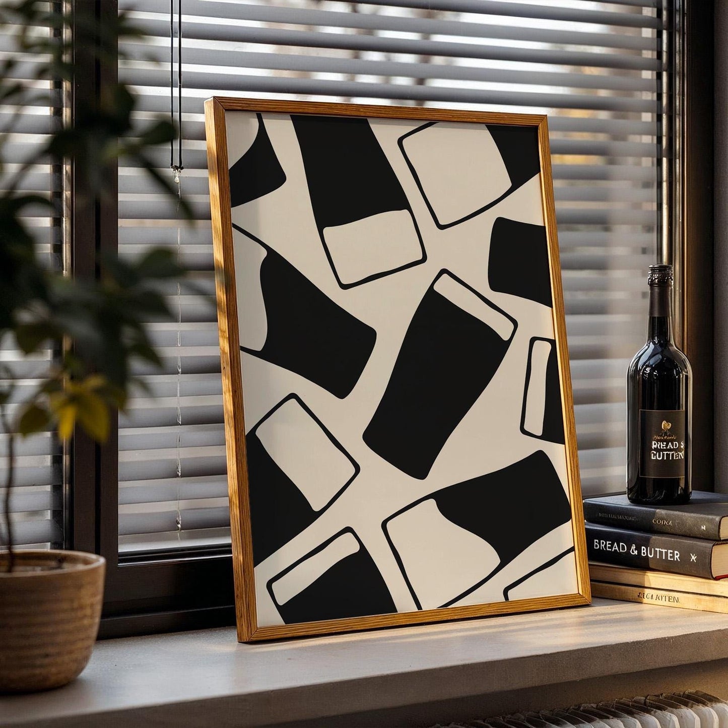 Black and white pint glass pattern print, clean trendy design, perfect gift for beer lovers and dads.