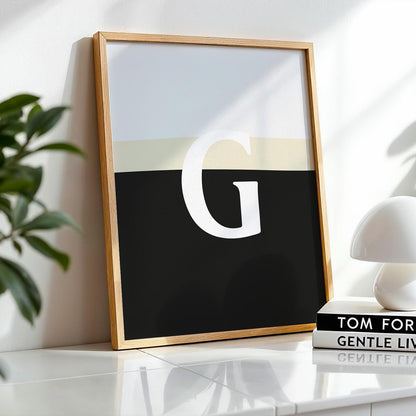 Modern irish stout pint glass close-up print featuring split G, ideal gift for men and dads.