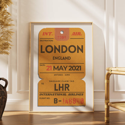 Printable personalised flight tag wall art, digitalised file ideal as holiday gift for travellers and nostalgic flight memories.